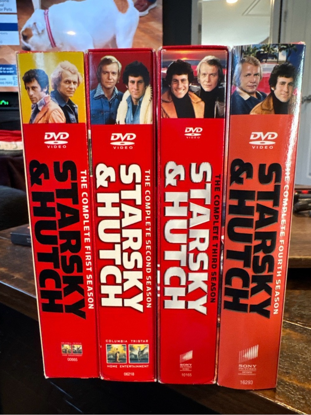 Starsky & Hutch Complete Seasons 1-4DVD Box Set - Red
